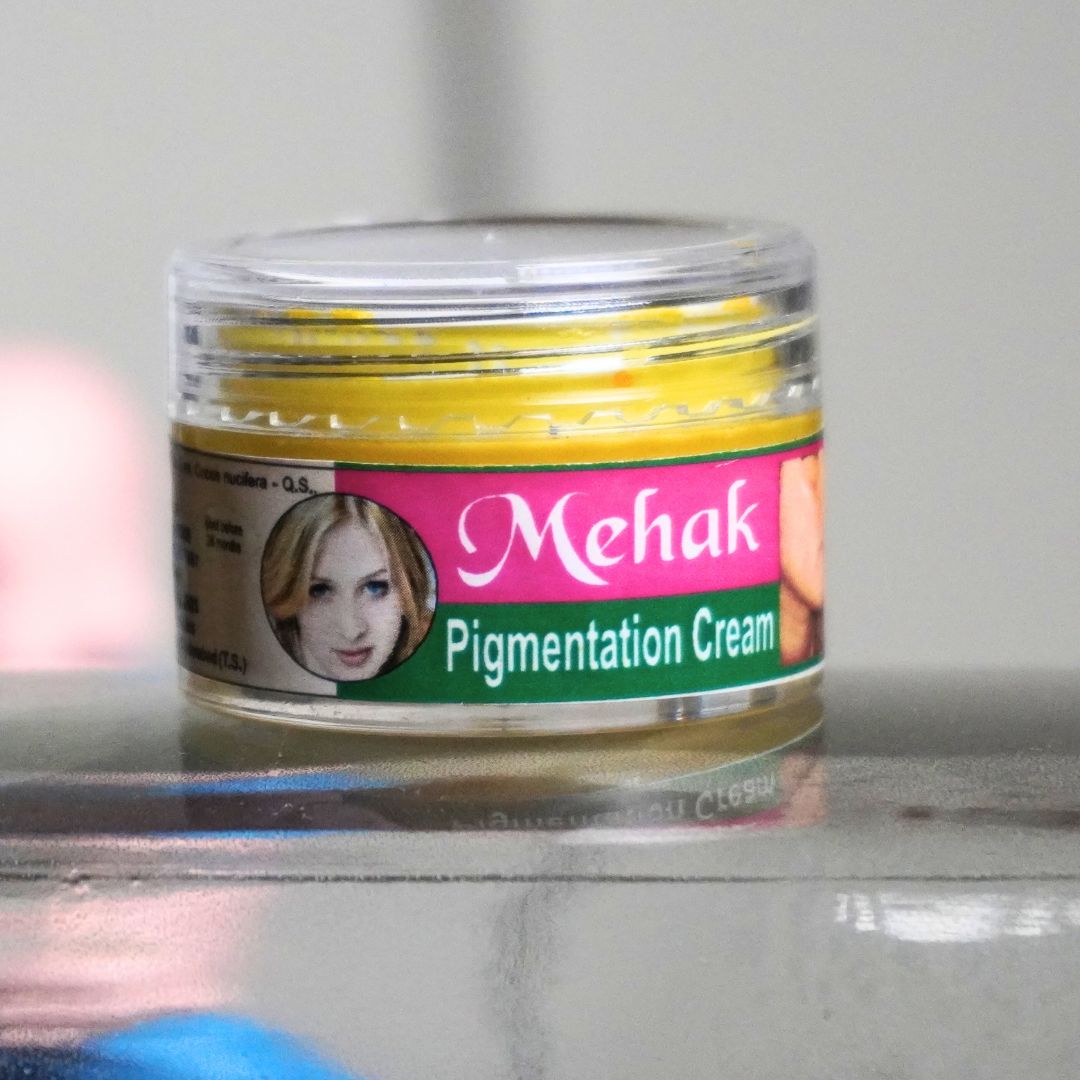 What are the uses of Mehak skin whitening cream -White / Yellow/Orange 30g